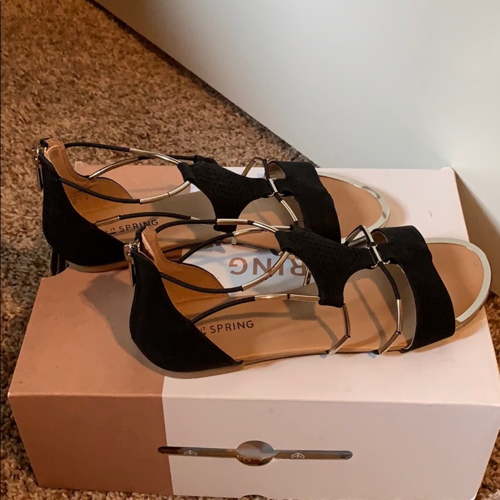 Call it Spring Sandal - Picture 4 of 4